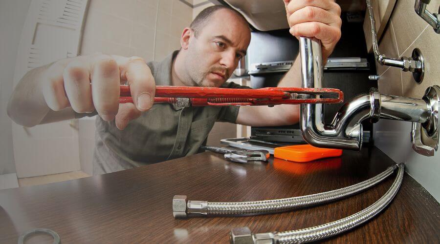 Local expert plumbing services in Schoenchen, KS